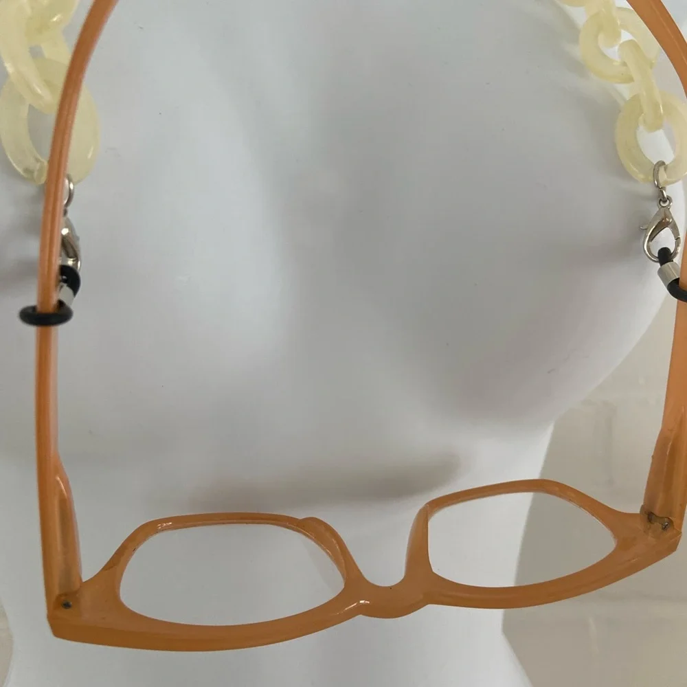 Classic Eyeglass Link Chain Necklace With Lobster Claw Clasp